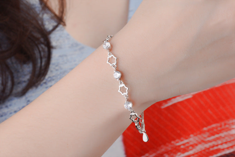 Women's bracelet jewelry